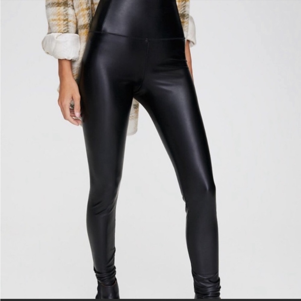 Aritzia Wilfred Daria Pant